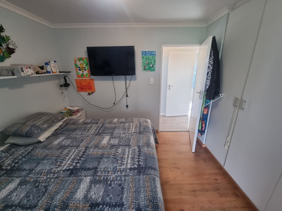 To Let 2 Bedroom Property for Rent in Big Bay Western Cape